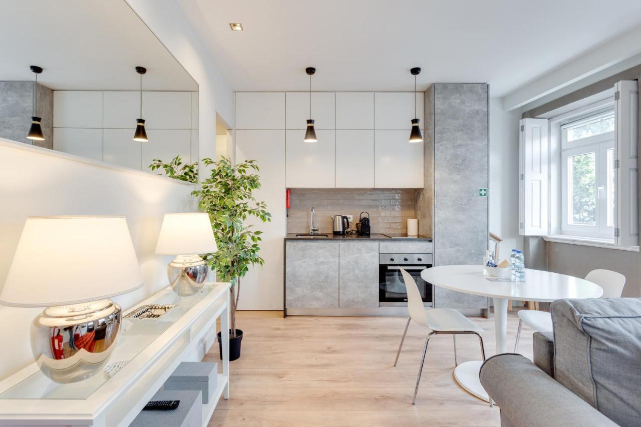 Tiara Downtown Apartments By Da'Home Порту Экстерьер фото